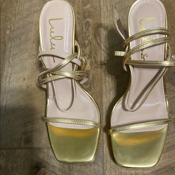 Lulu's Gold Strappy Women's Sandals Women’s Size 6.5 - Picture 1 of 5